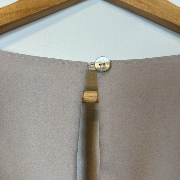 Show Me Your Mumu Michelle Flutter Sleeve Maxi Dress Womens Med Flowy Feminine - Picture 8 of 10